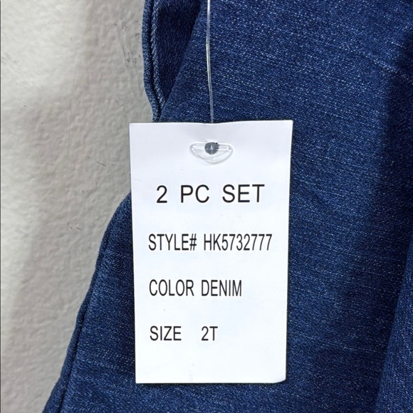 (R0) Hello Kitty Denim Overall Dress, size 2T, Toddler Girls 2-Pc. Denim - Picture 5 of 10